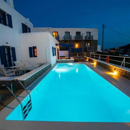 Duke's Suites Mykonos Pool * Áno Merá