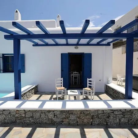 Duke's Suites Mykonos Pool * Áno Merá